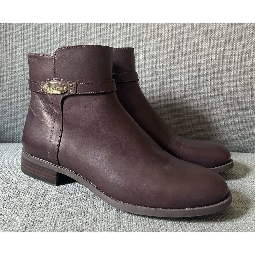 Michael Kors Finley Brown Leather Equestrian Ankle Boots 9M Gold Logo NWOB